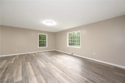 Living - 2882 State Route 44, Rootstown, OH 44272 photo 4 of 11