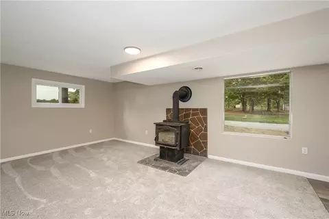 Living - 2882 State Route 44, Rootstown, OH 44272 photo 9 of 11