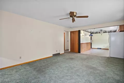42925 Galaxy Dr, Elyria, OH 44035 photo 6