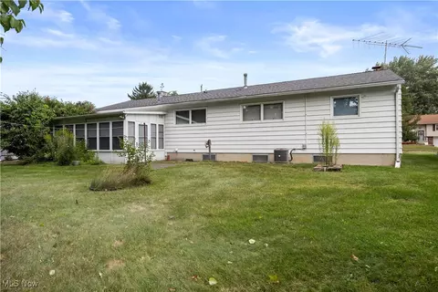 42925 Galaxy Dr, Elyria, OH 44035 photo 33