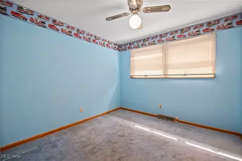 42925 Galaxy Dr, Elyria, OH 44035 photo 17