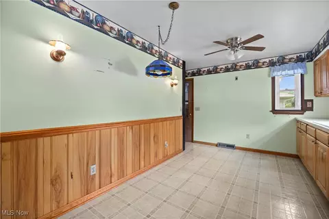 42925 Galaxy Dr, Elyria, OH 44035 photo 8