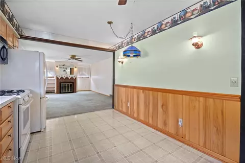 42925 Galaxy Dr, Elyria, OH 44035 photo 9
