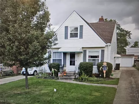 6110 Belmere Dr, Parma, OH 44129