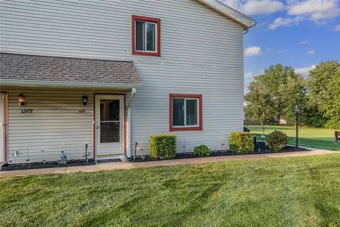 1291 Jester Ct, Brunswick, OH 44212