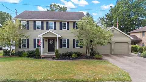 604 51st St, Vienna, WV 26105