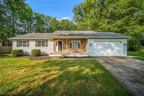 1098 Rutgers Ct, Painesville, OH 44077