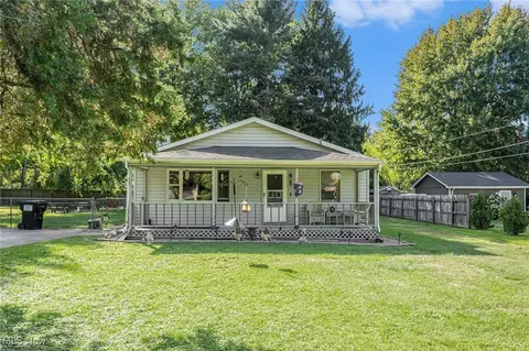 525 Morgan Dr, Painesville, OH 44077