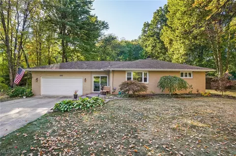 3131 Mccleary Jacoby Rd, Cortland, OH 44410