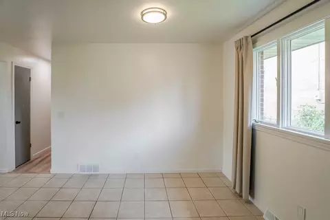 503 Manor Ave NW, Canton, OH 44708 photo 6