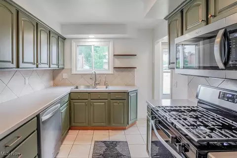 503 Manor Ave NW, Canton, OH 44708 photo 9