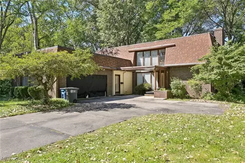 3205 Talmadge Rd, Toledo, OH 43606