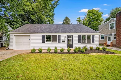 8341 Nowlen St, Mentor, OH 44060 photo 2