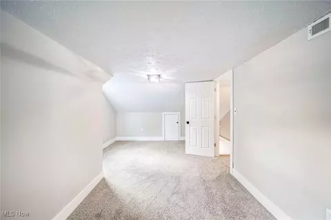 8341 Nowlen St, Mentor, OH 44060 photo 16