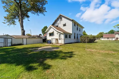 1026 E 16th St, Ashtabula, OH 44004 photo 25