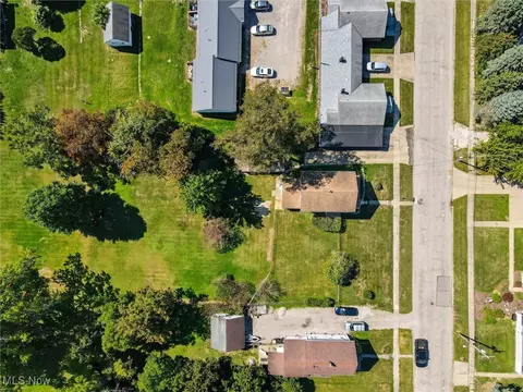 1026 E 16th St, Ashtabula, OH 44004 photo 29
