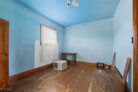 1026 E 16th St, Ashtabula, OH 44004 photo 17
