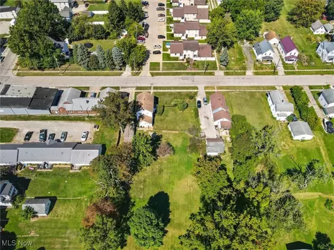1026 E 16th St, Ashtabula, OH 44004 photo 27