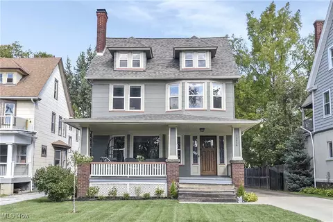 12536 Clifton Blvd, Lakewood, OH 44107