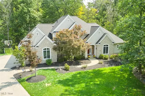 4711 Deer Creek Cir, Richfield, OH 44286