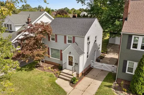 273 E 208th St, Euclid, OH 44123 photo 13