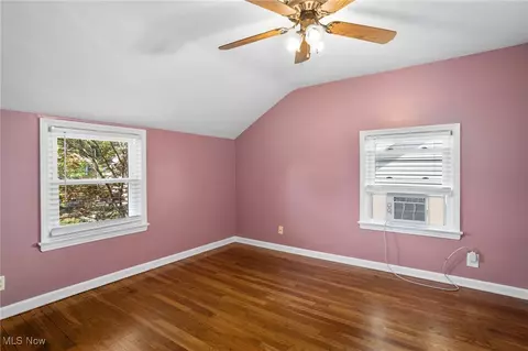 273 E 208th St, Euclid, OH 44123 photo 7