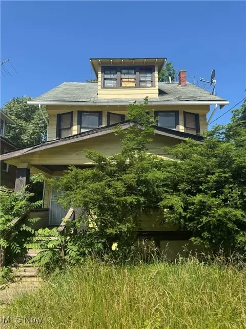 Exterior - 512 Eddy Rd, Cleveland, OH 44108 photo 1 of 1