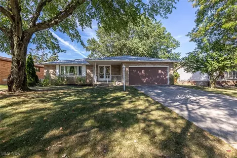 7728 Klein Dr, Middleburg Heights, OH 44130