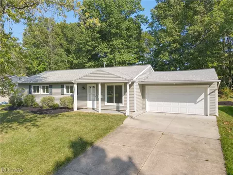 24485 Uppingham Rd, Bedford Heights, OH 44146