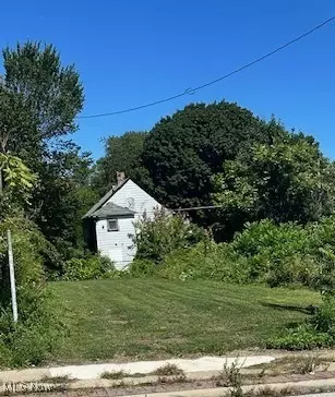 7305 Montgomery Ave, Cleveland, OH 44104