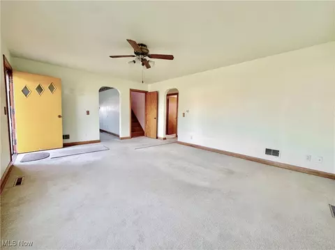 Living - 532 25th St, Vienna, WV 26105 photo 1 of 2