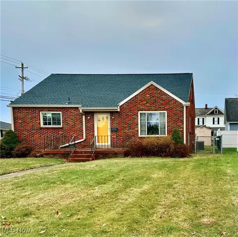 Exterior - 532 25th St, Vienna, WV 26105 photo 3 of 3