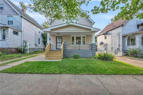 3188 W 38th St, Cleveland, OH 44109