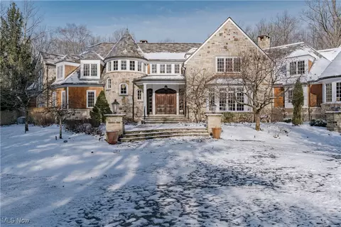 7955 Gray Eagle Chase, Gates Mills, OH 44040