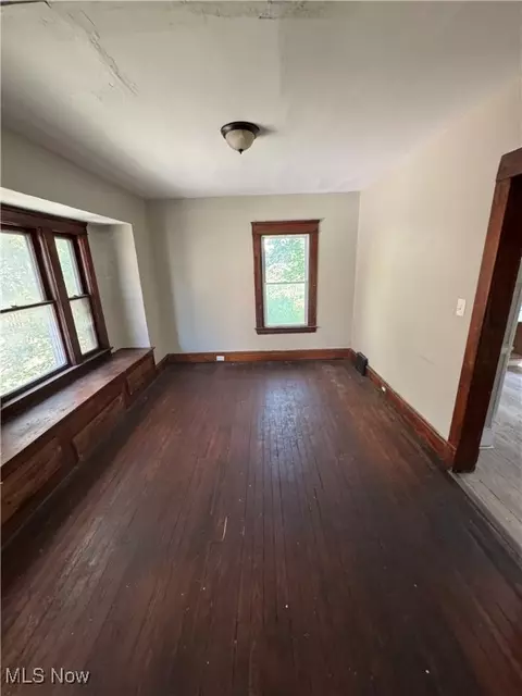 4127 E 100th St, Cleveland, OH 44105 photo 3