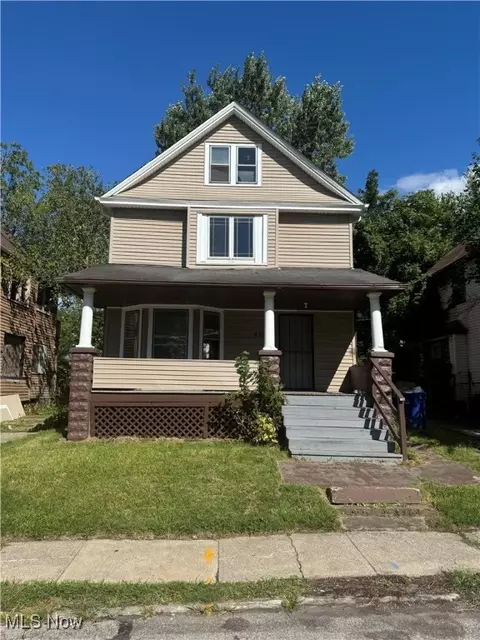 4127 E 100th St, Cleveland, OH 44105