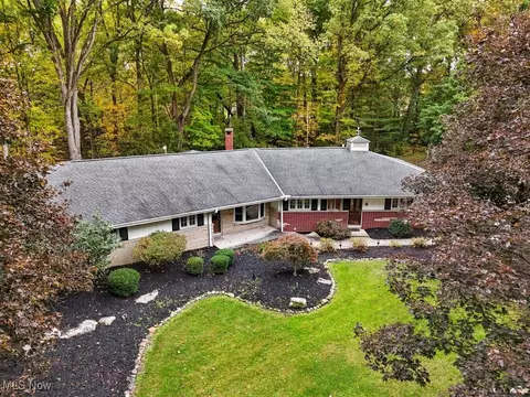 8304 Montello Rd, Independence, OH 44131