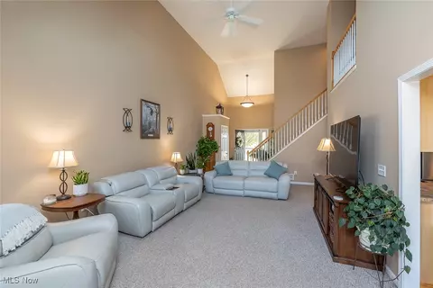 237 Kansas Ave, Elyria, OH 44035 photo 10