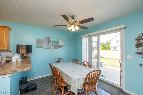 237 Kansas Ave, Elyria, OH 44035 photo 13