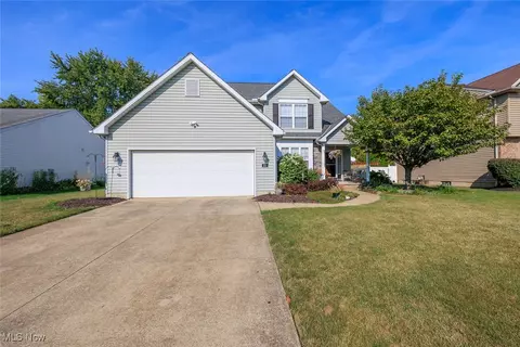 237 Kansas Ave, Elyria, OH 44035