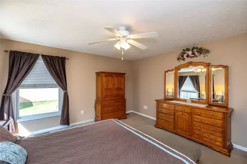 237 Kansas Ave, Elyria, OH 44035 photo 24