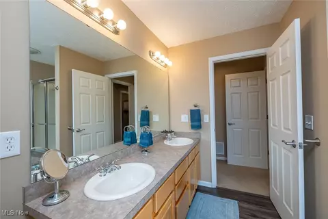 237 Kansas Ave, Elyria, OH 44035 photo 28