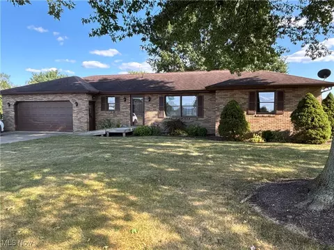 12239 Sherman Church Rd NE, Bolivar, OH 44612