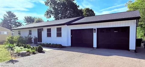 1090 Fairview Rd, Zanesville, OH 43701