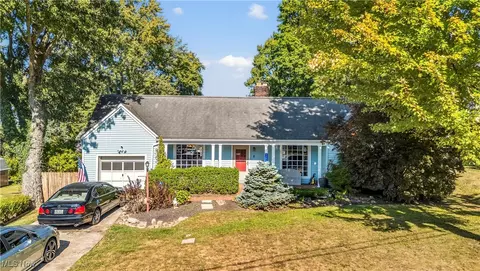 4701 Roosevelt Ave NE, Canton, OH 44705