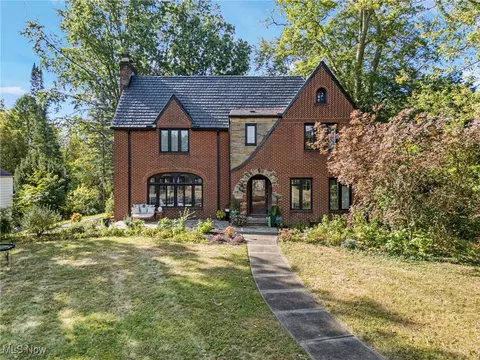 555 E Milton St, Alliance, OH 44601
