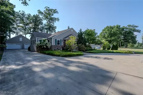 12150 N Boone Rd, Columbia Station, OH 44028