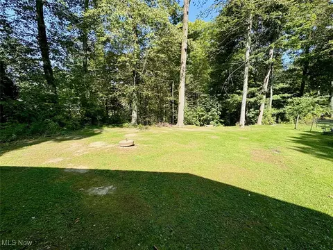 Exterior - 637 Wamar Ln, Ashtabula, OH 44004 photo 10 of 16