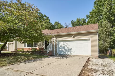 3100 W Ridgewood Dr, Parma, OH 44134