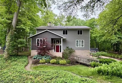 20050 Idlewood Trl, Strongsville, OH 44149